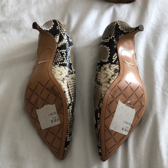 NWT Vionic kitten heels never worn. Snake skin - Picture 2 of 2